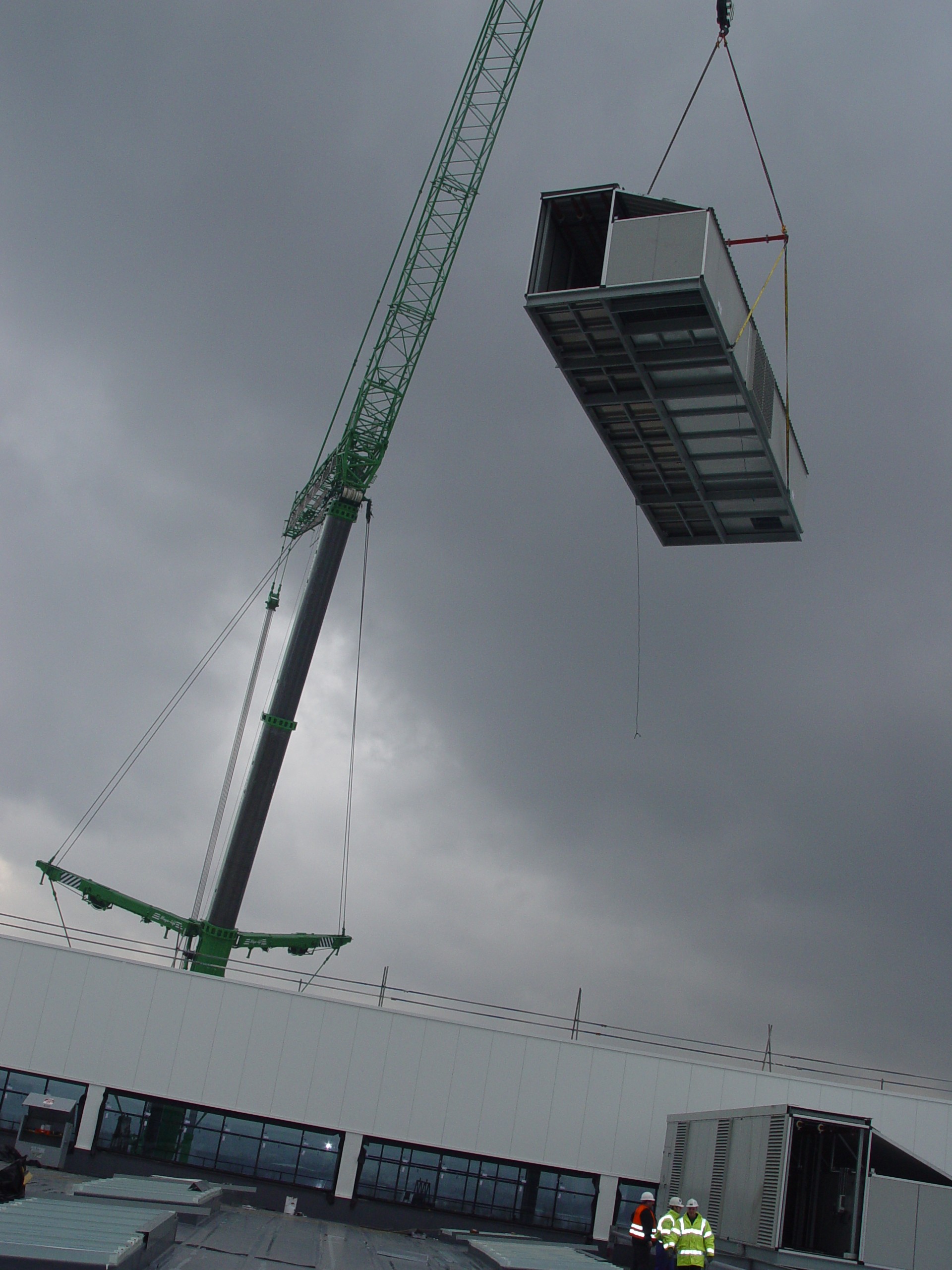 Rooftop Air Handling Unit plantroom installation at OKI — photograph 4