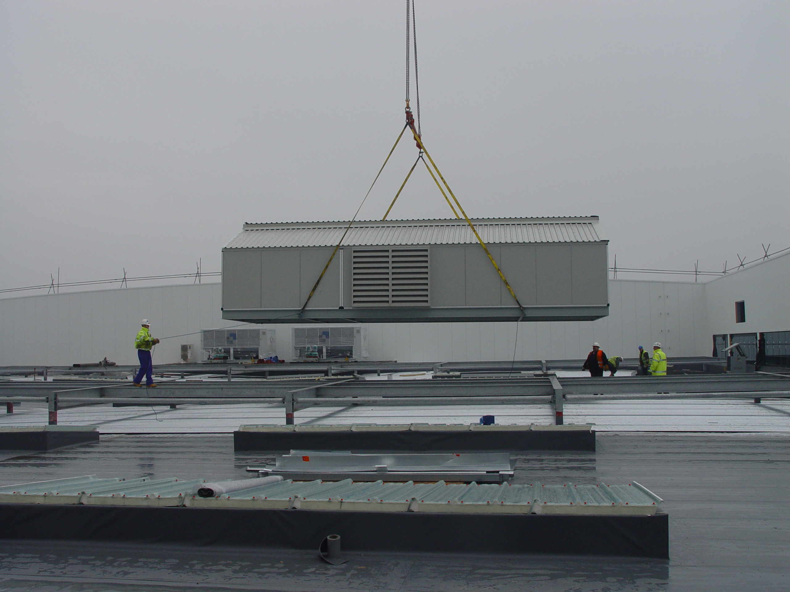 Rooftop Air Handling Unit plantroom installation at OKI — photograph 8