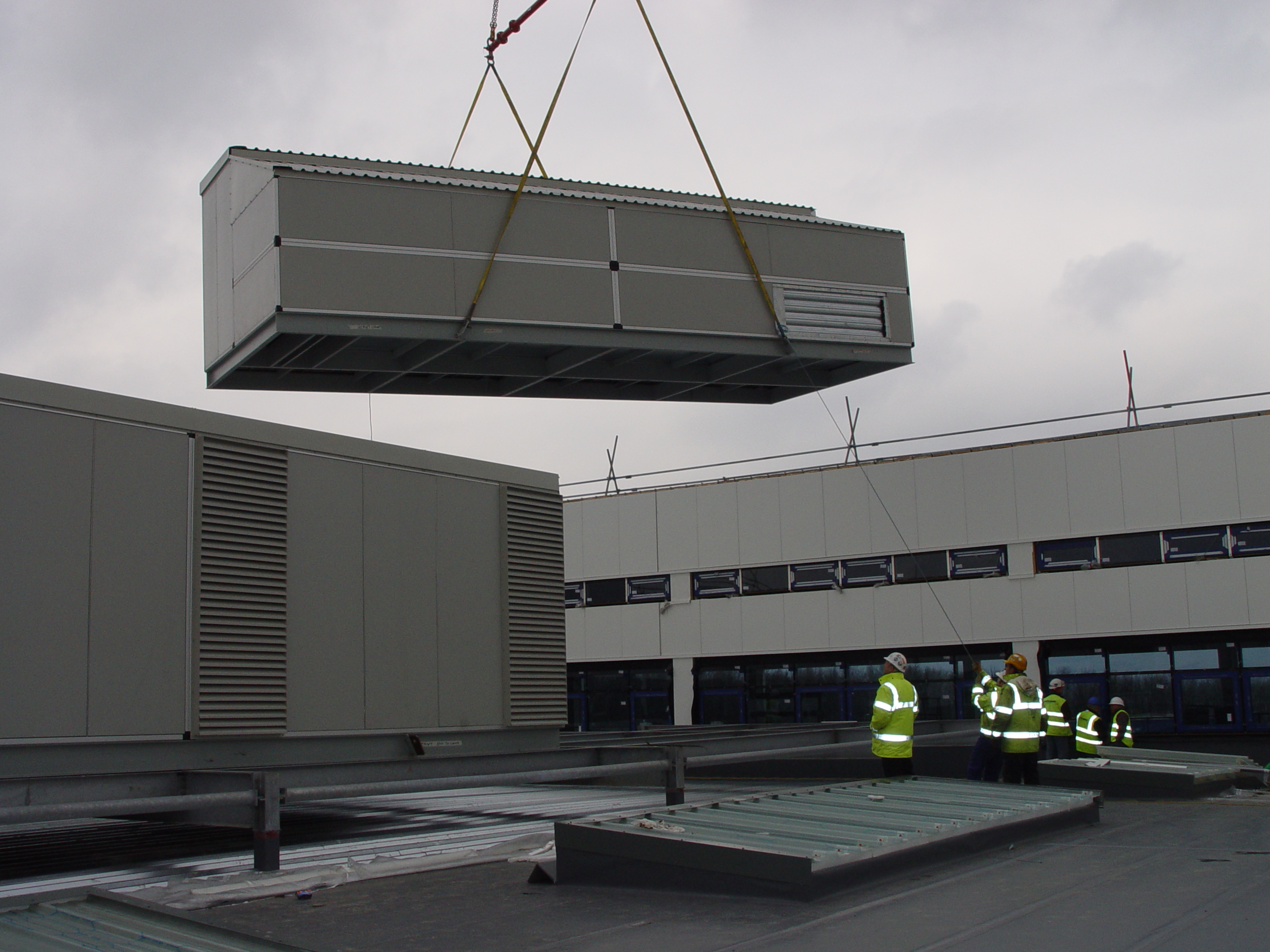 Rooftop Air Handling Unit plantroom installation at OKI — photograph 9